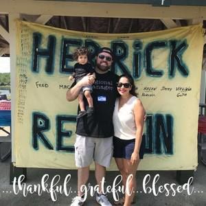 Meet your Posher, Monique